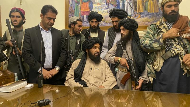 China tells US that the World needs to guide Taliban in Afghanistan.