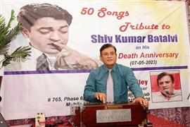 In memory of renowned Punjabi poet Shiv Kumar Batalvi, singer RD Kailey will upload fifty songs on his YouTube channel